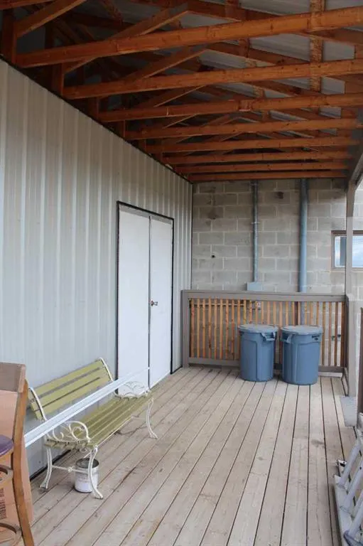 114 4th Avenue SW