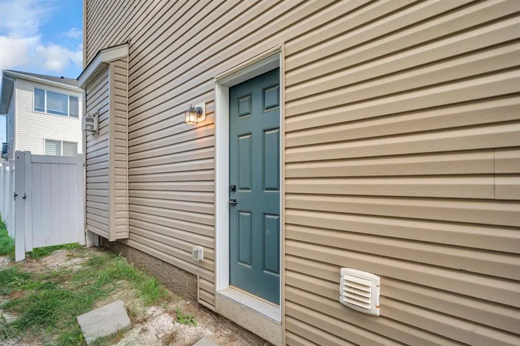 155 Carringham Way NW