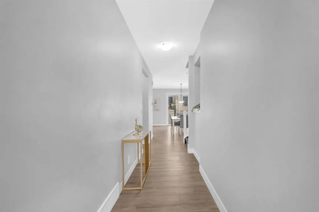 155 Carringham Way NW