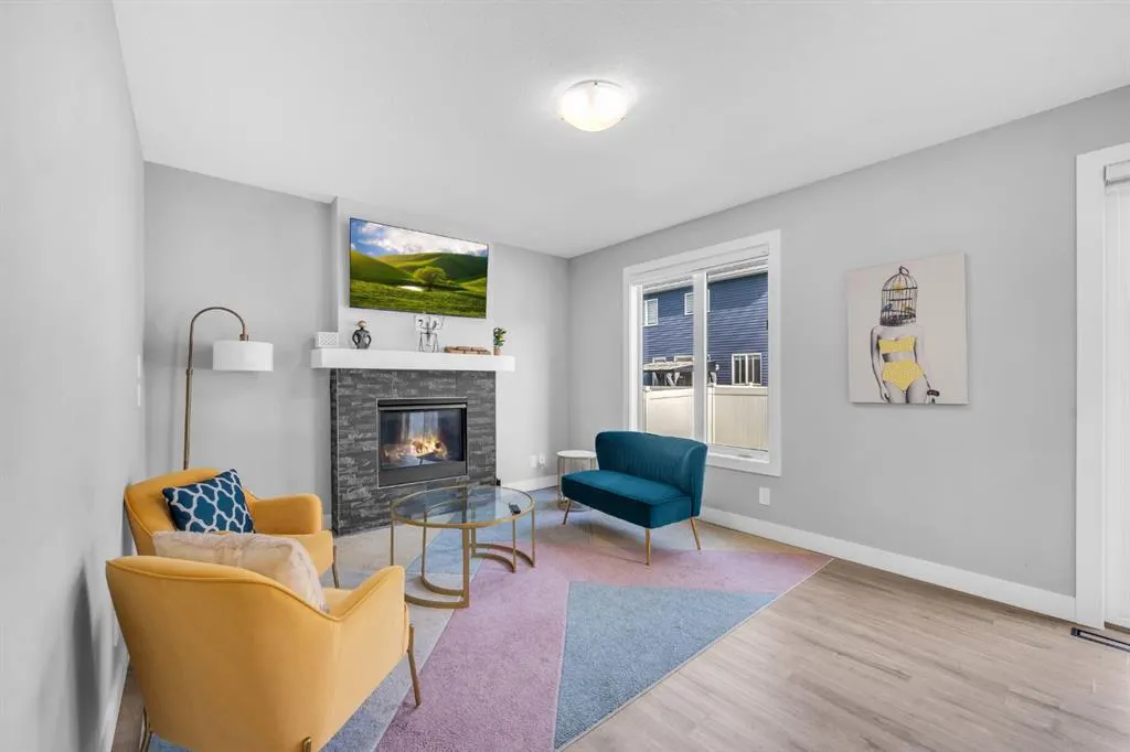 155 Carringham Way NW