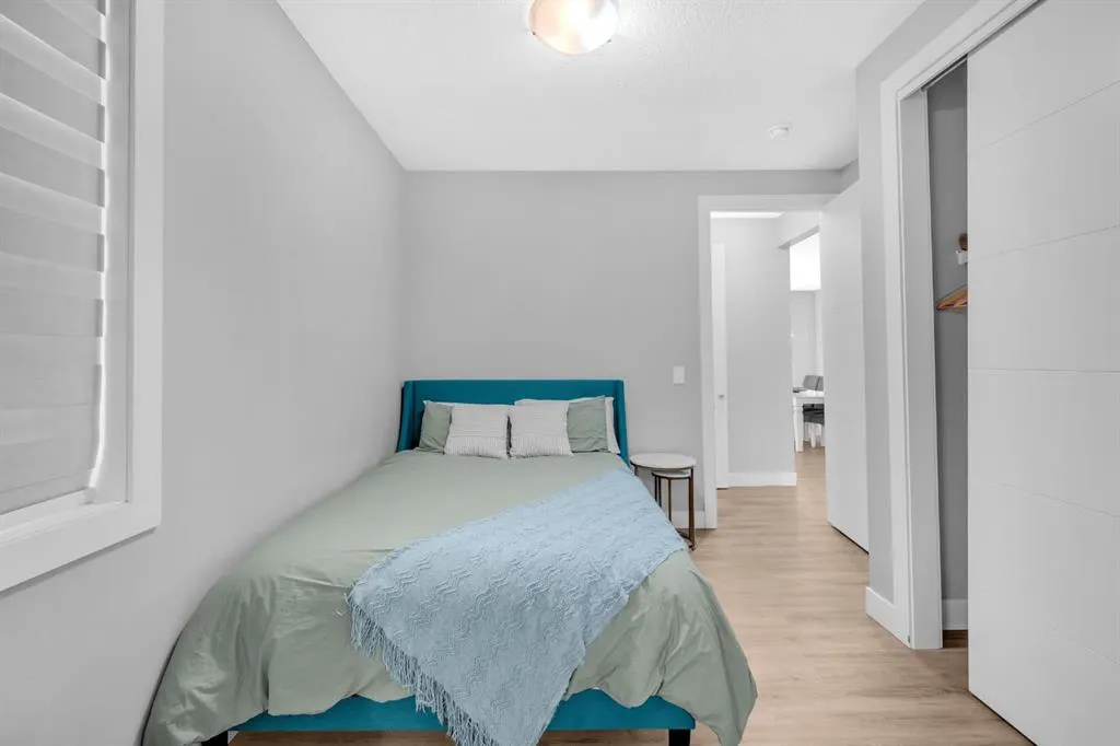 155 Carringham Way NW