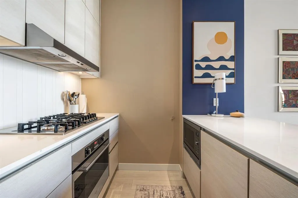 1501 6 Street SW, #102
