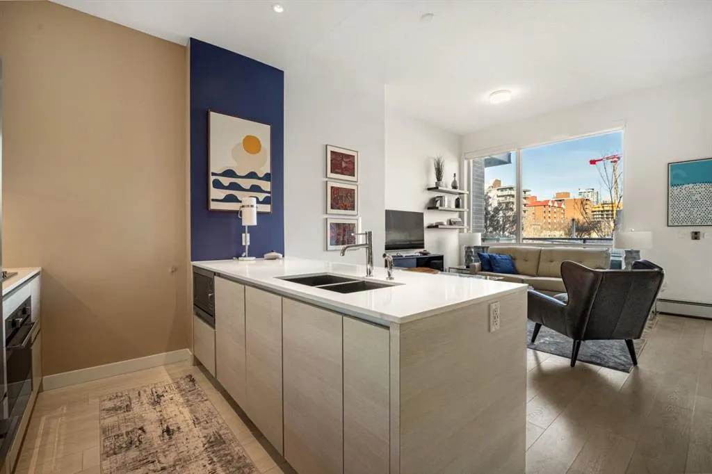 1501 6 Street SW, #102