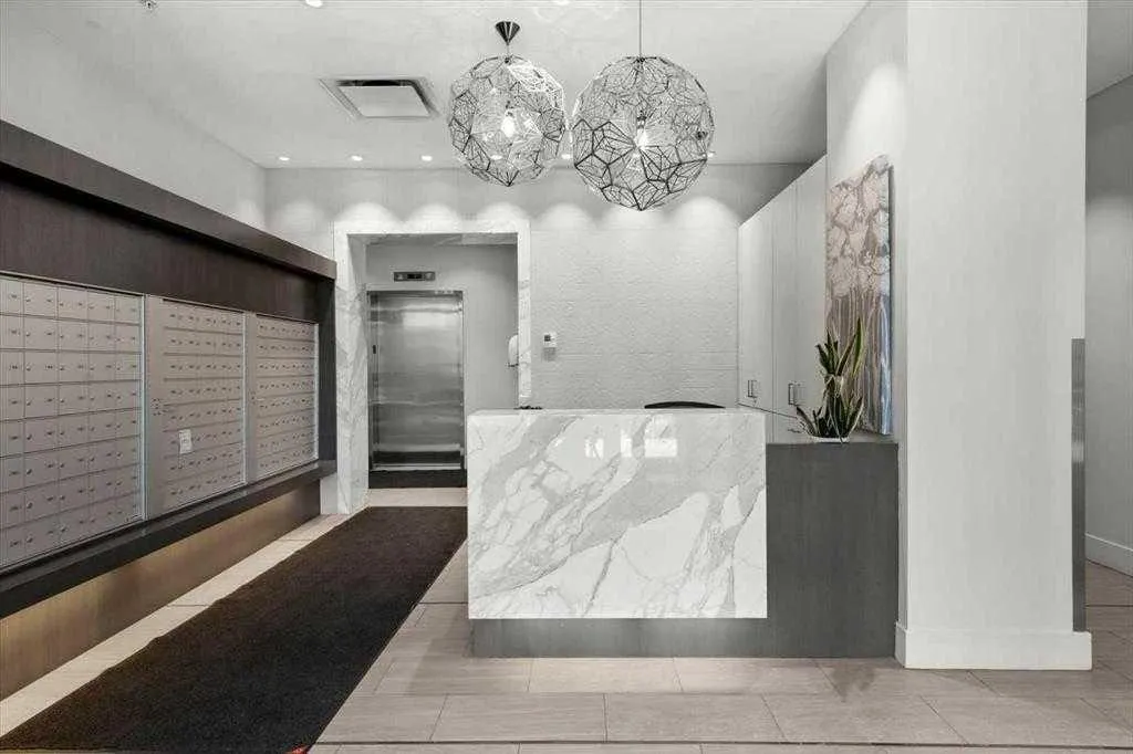 1501 6 Street SW, #102