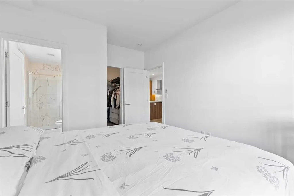 40 Walgrove Walk SE, #112