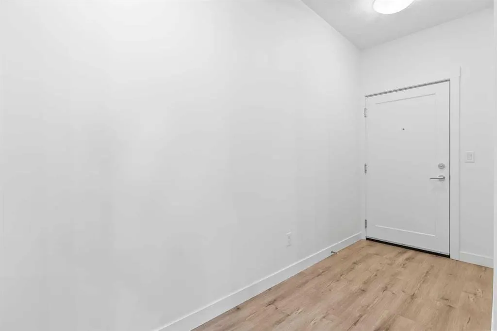 40 Walgrove Walk SE, #112