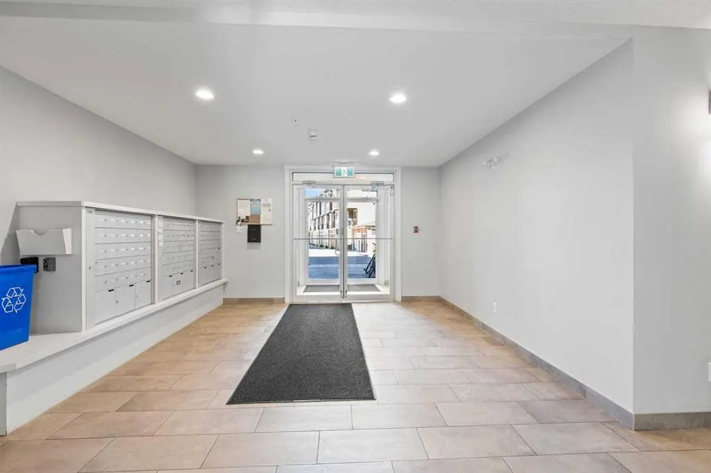 40 Walgrove Walk SE, #112