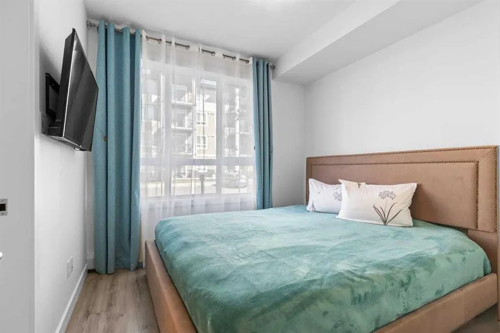 40 Walgrove Walk SE, #112