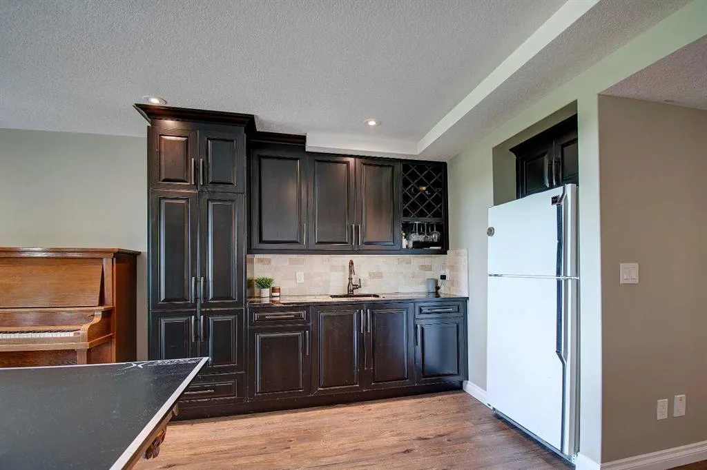 104 Hill Spring Meadows