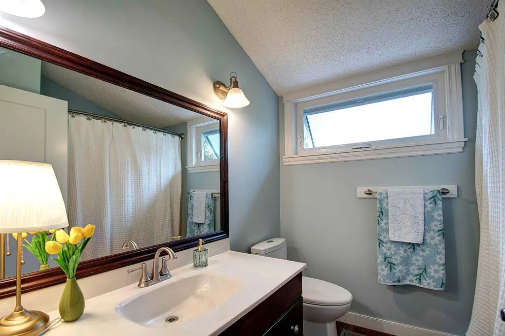 104 Hill Spring Meadows