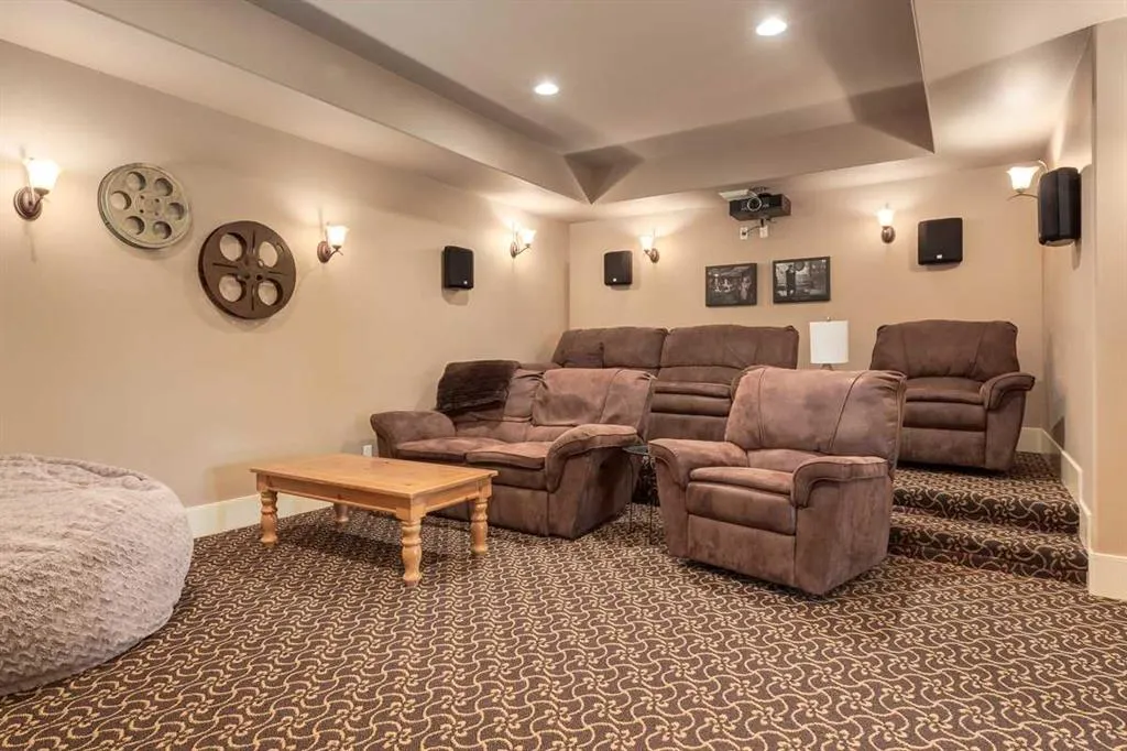 16 Pinehurst Drive
