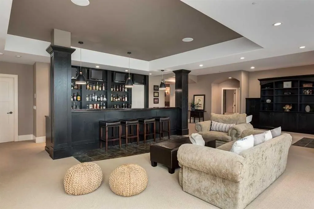 16 Pinehurst Drive