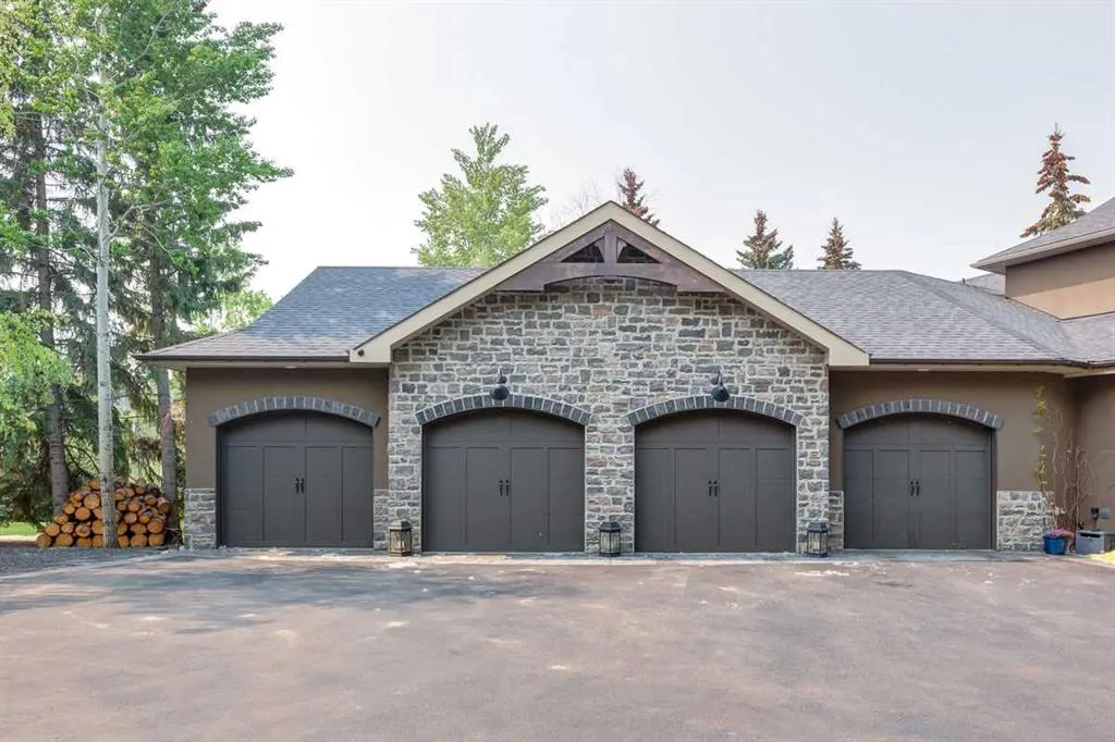 16 Pinehurst Drive