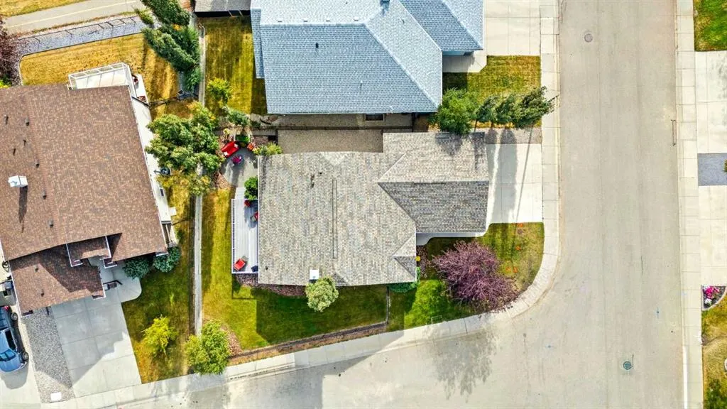 79 Hillcrest Boulevard