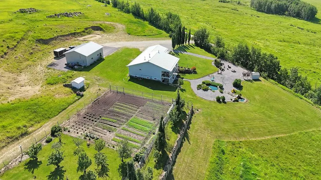 403033 Range Road 5-3