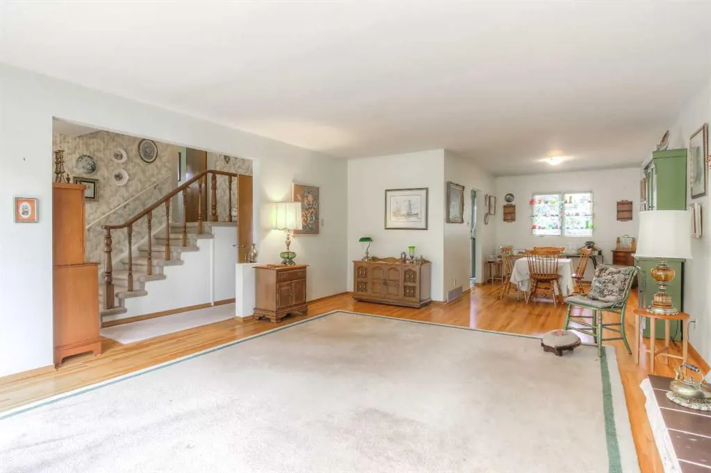 82 Wedgewood Drive SW