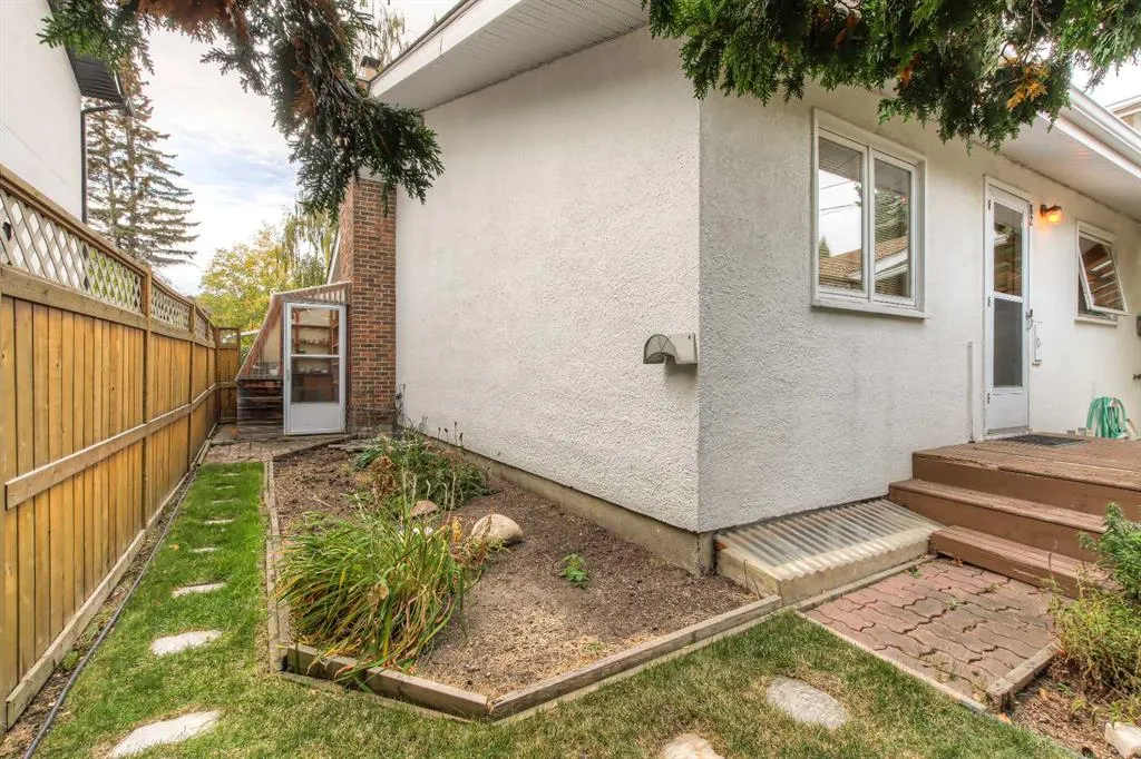 82 Wedgewood Drive SW