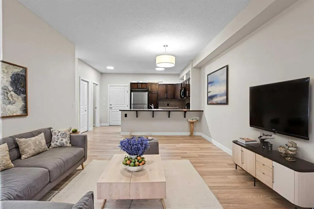 48 Panatella Road NW, #109