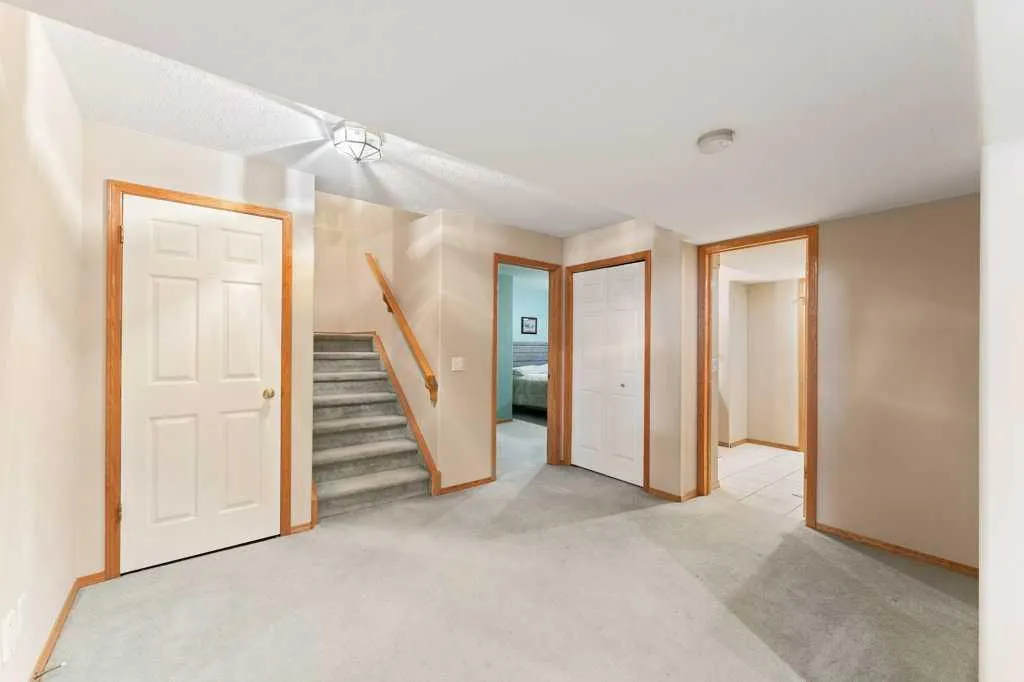 10 Grande Point Estates