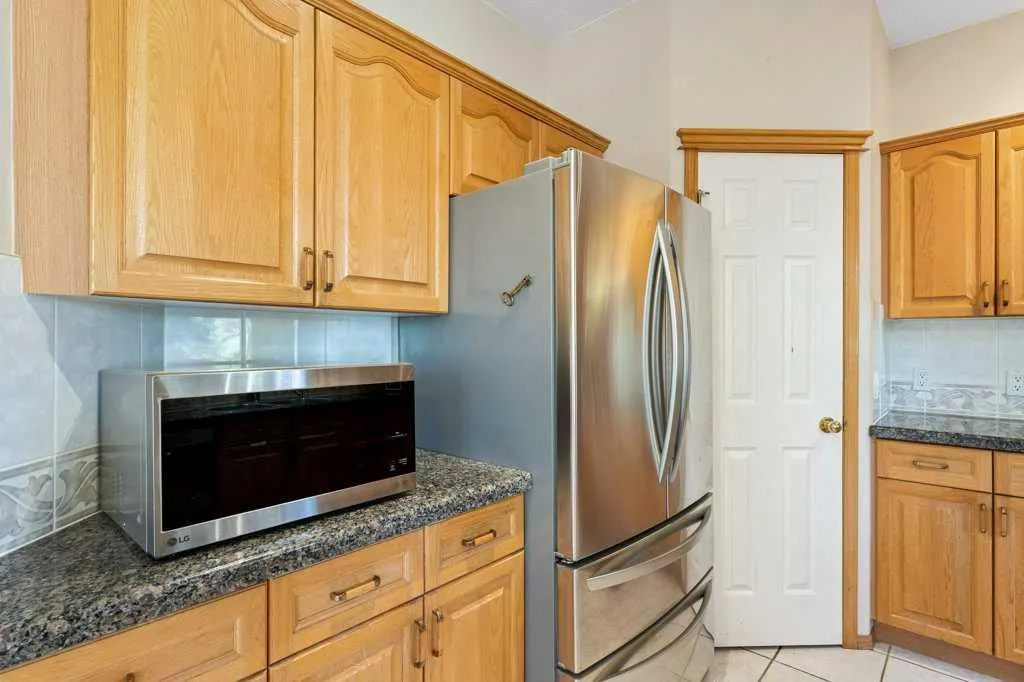 10 Grande Point Estates