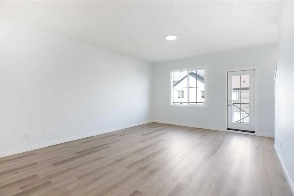 1750 Rangeview Drive SE, #115