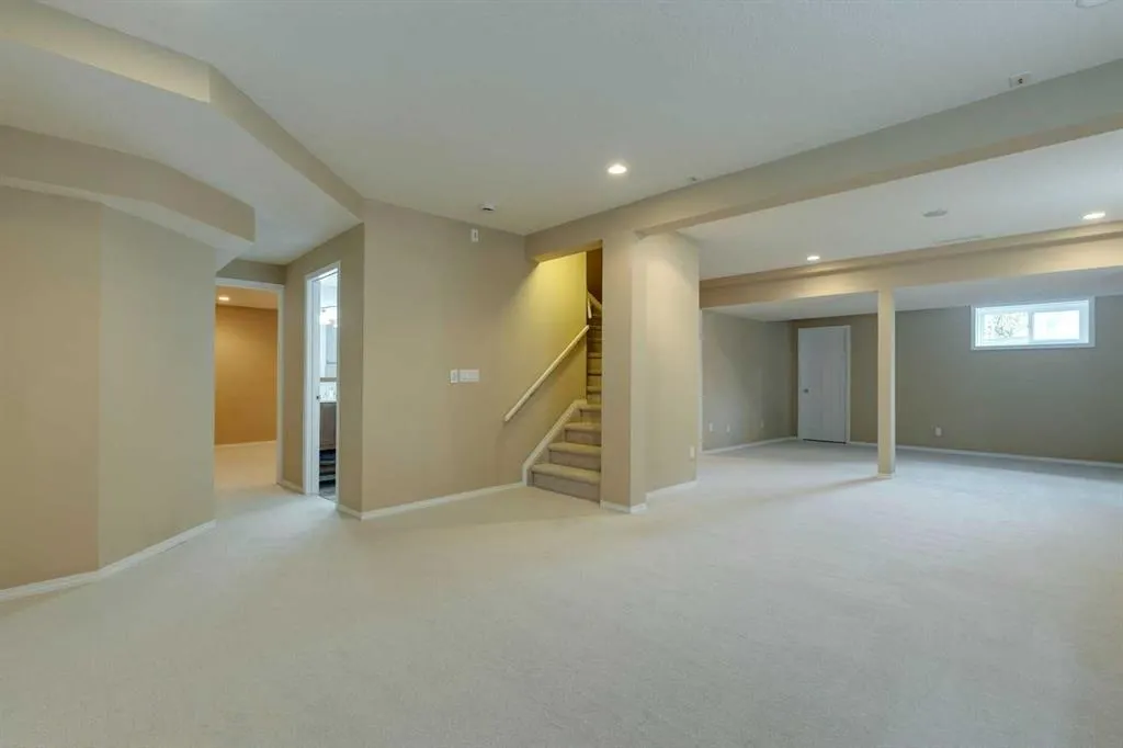 2208 Sirocco Drive SW