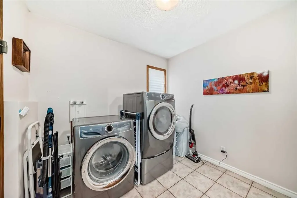 164 Woodfield Road SW