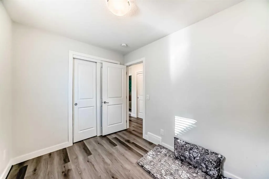 30 Evanscrest Park NW