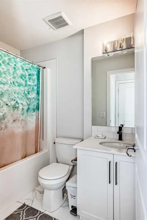 30 Evanscrest Park NW