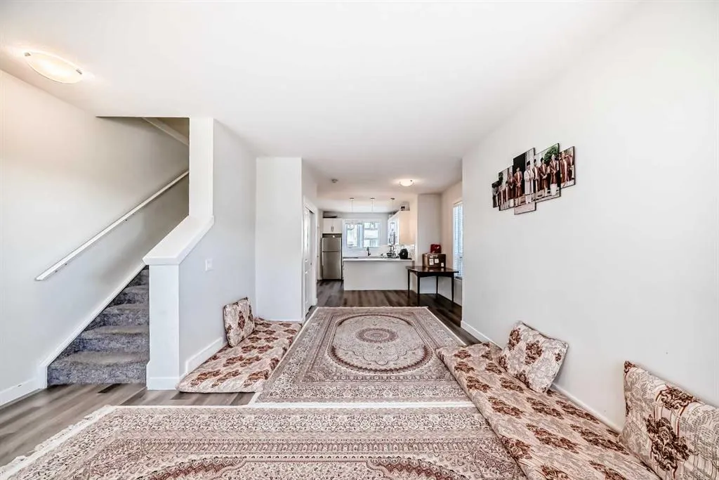 30 Evanscrest Park NW