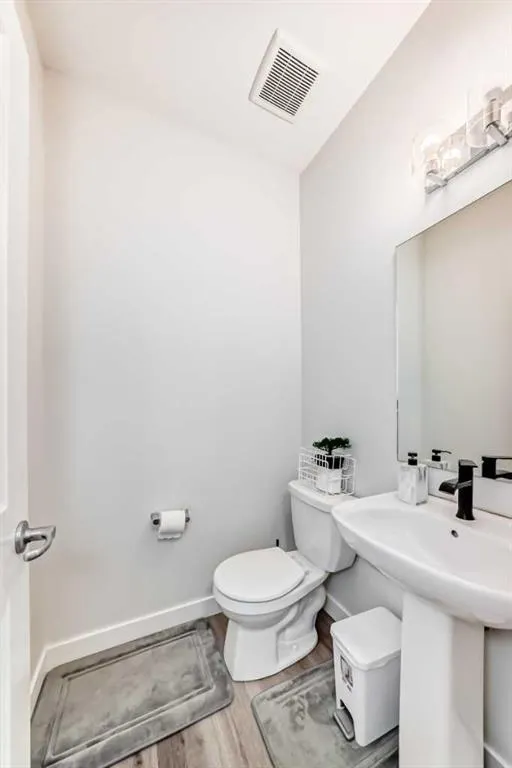 30 Evanscrest Park NW