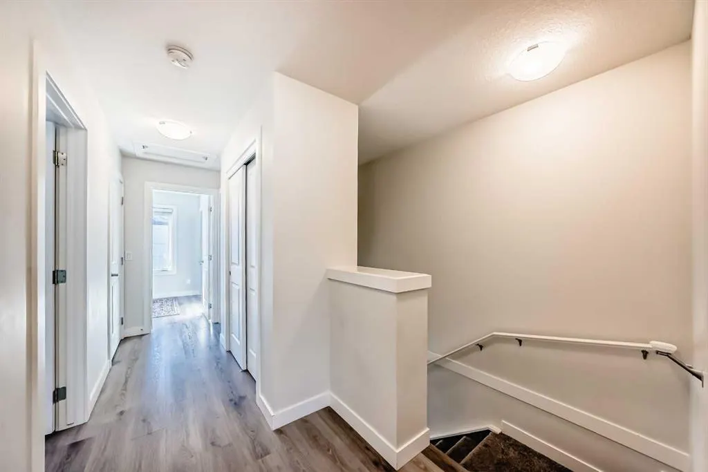 30 Evanscrest Park NW