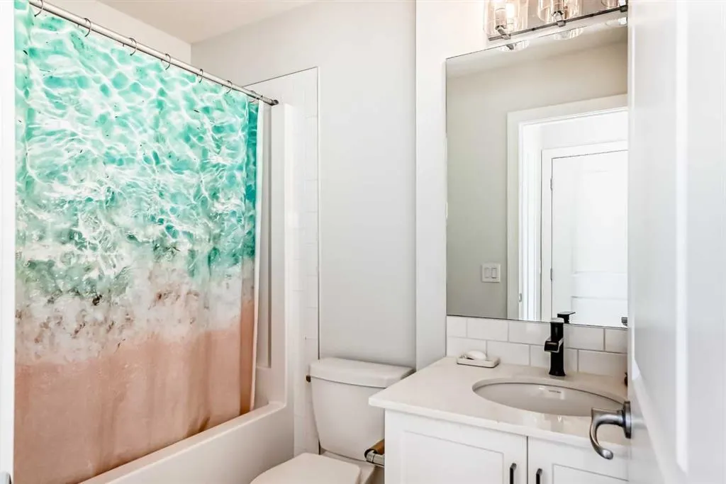 30 Evanscrest Park NW