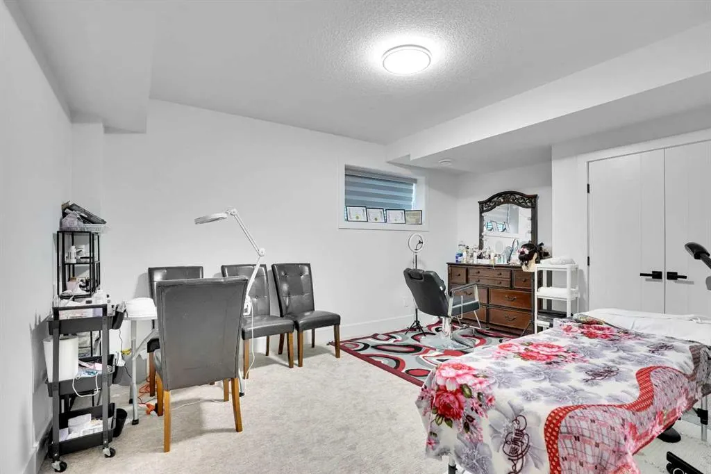 179 Kinniburgh Loop
