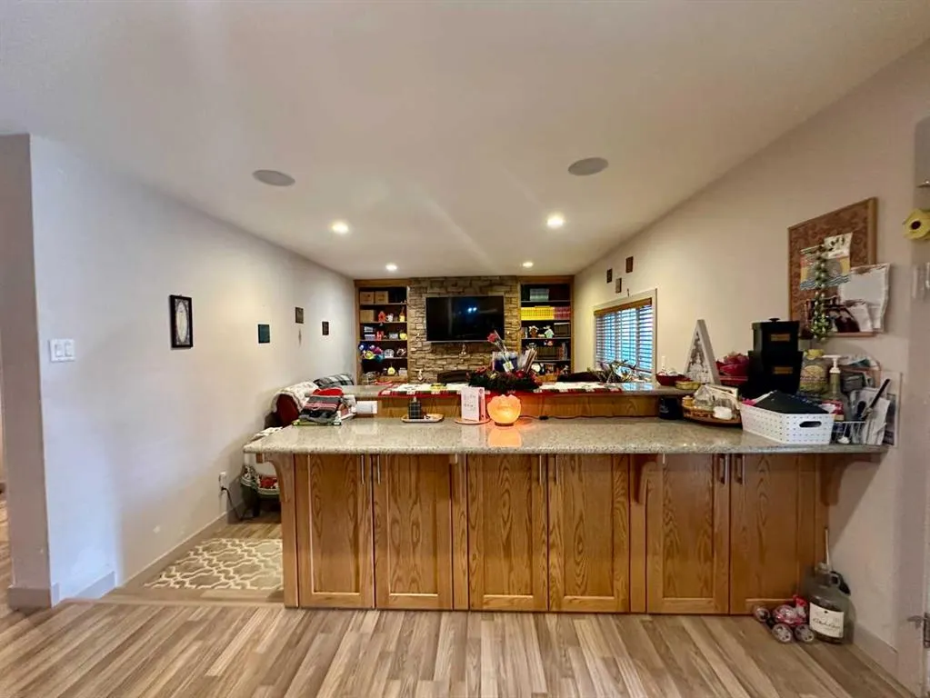 26 Tudor Court S