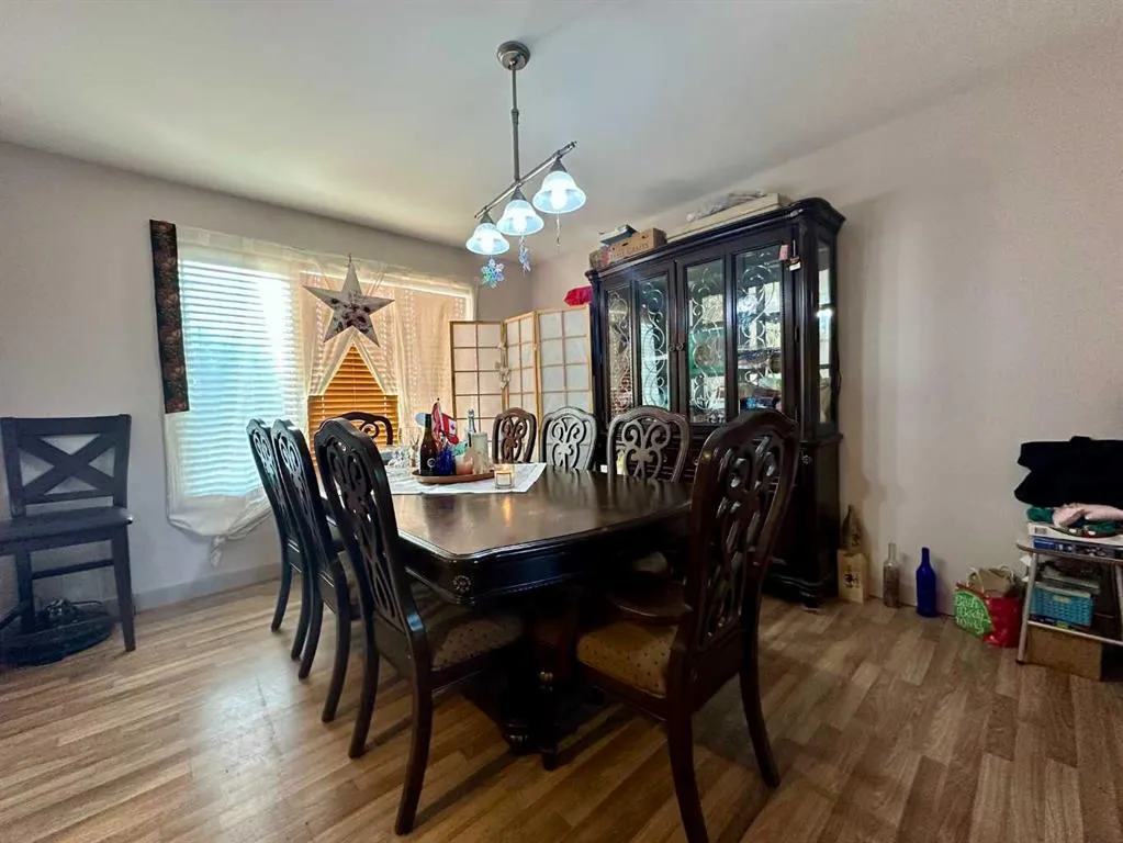 26 Tudor Court S