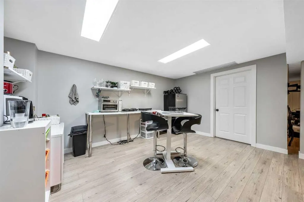 223 Brookpark Drive SW