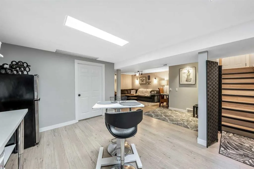 223 Brookpark Drive SW