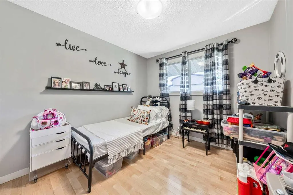 223 Brookpark Drive SW