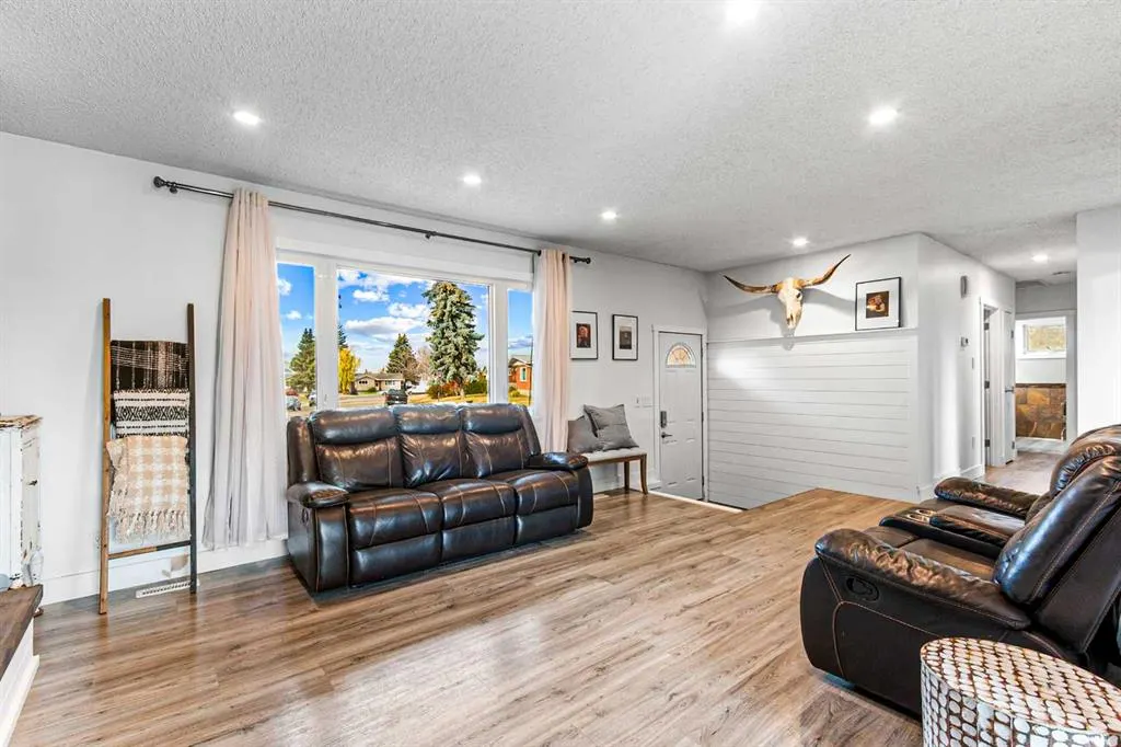 6 Mount View Close