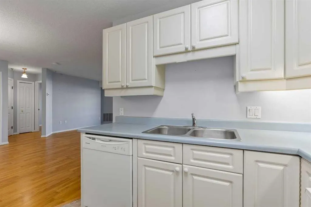 1818 Simcoe Boulevard SW, #1110