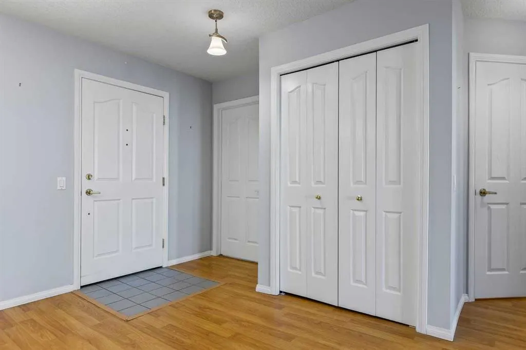 1818 Simcoe Boulevard SW, #1110