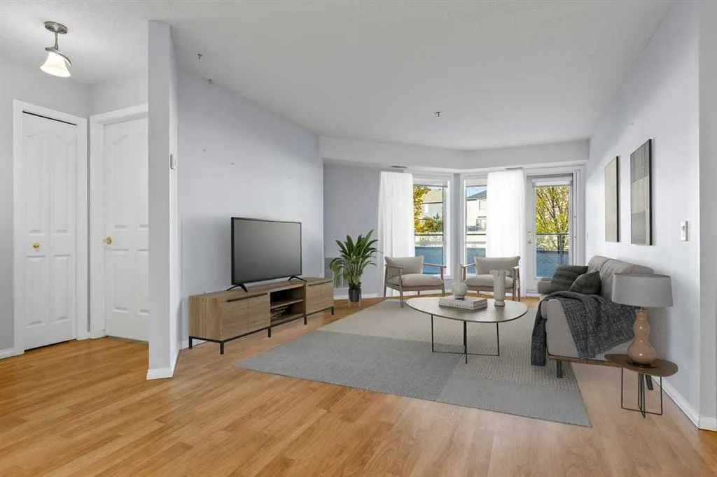 1818 Simcoe Boulevard SW, #1110