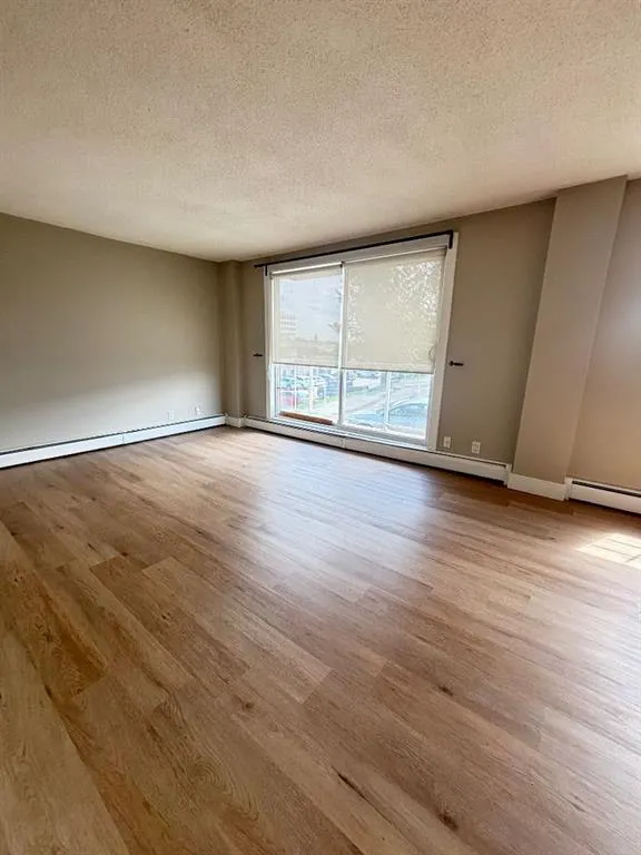 501 57 Avenue SW, #207