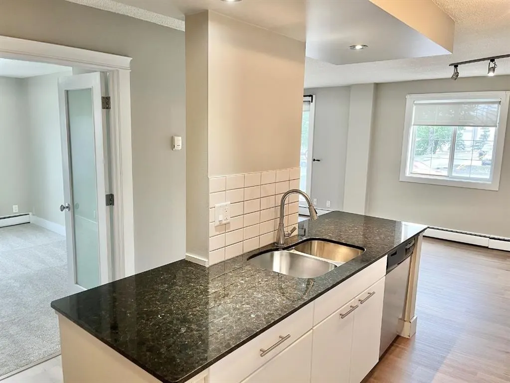 501 57 Avenue SW, #207