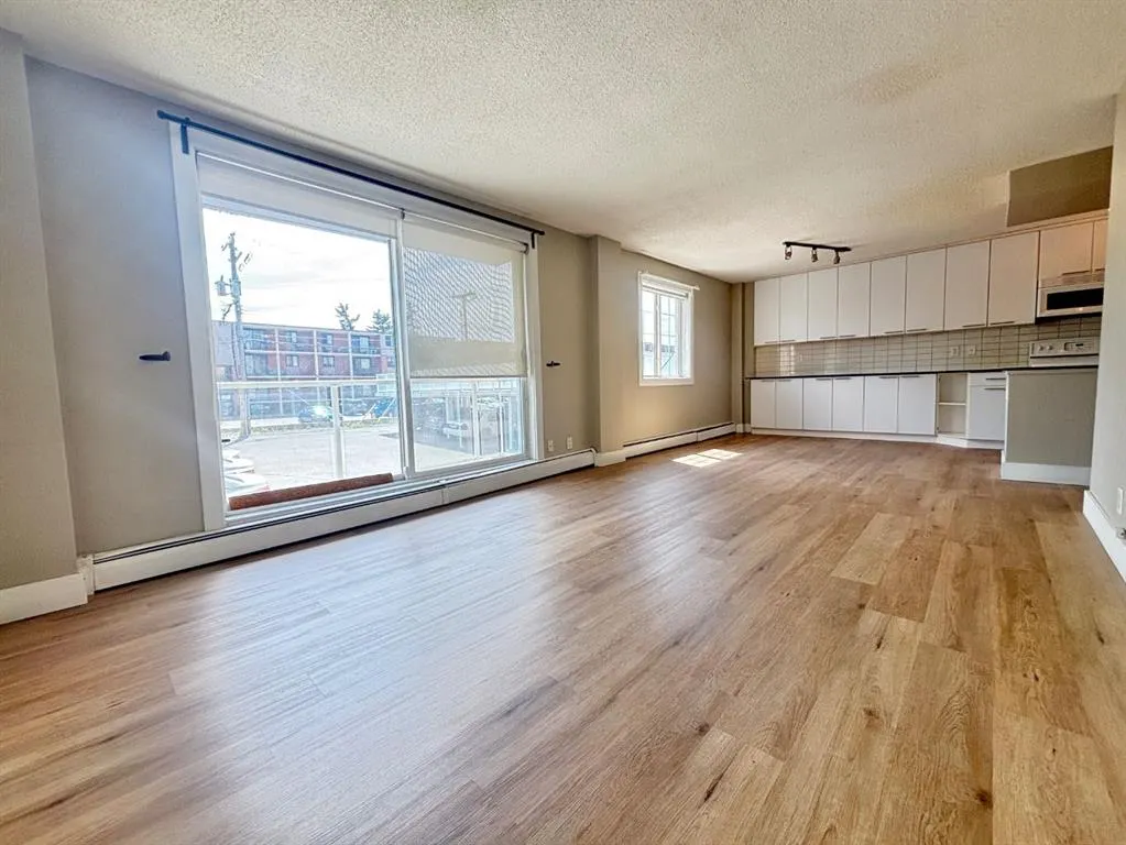 501 57 Avenue SW, #207