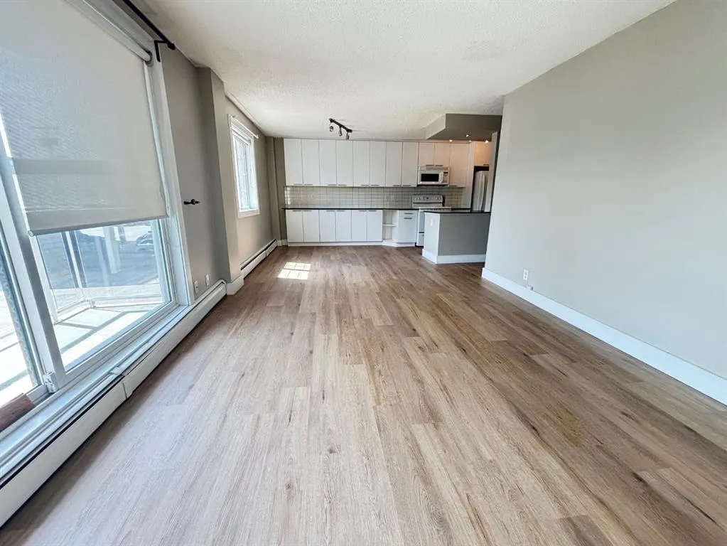 501 57 Avenue SW, #207
