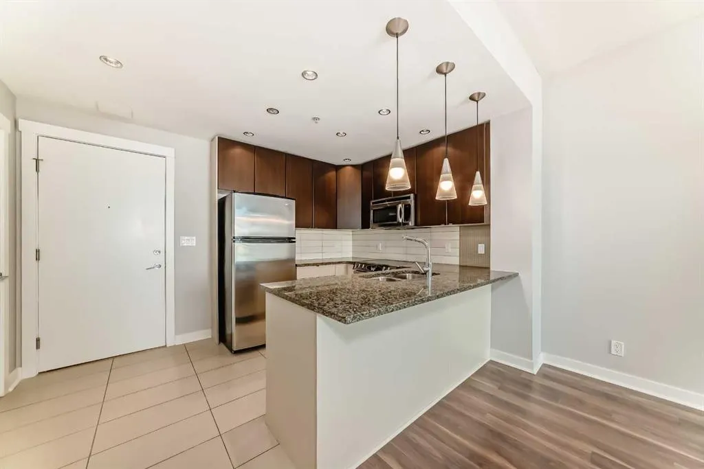788 12 Avenue SW, #705