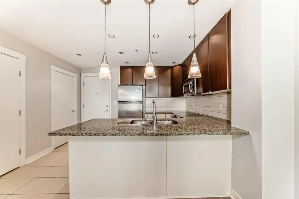 788 12 Avenue SW, #705