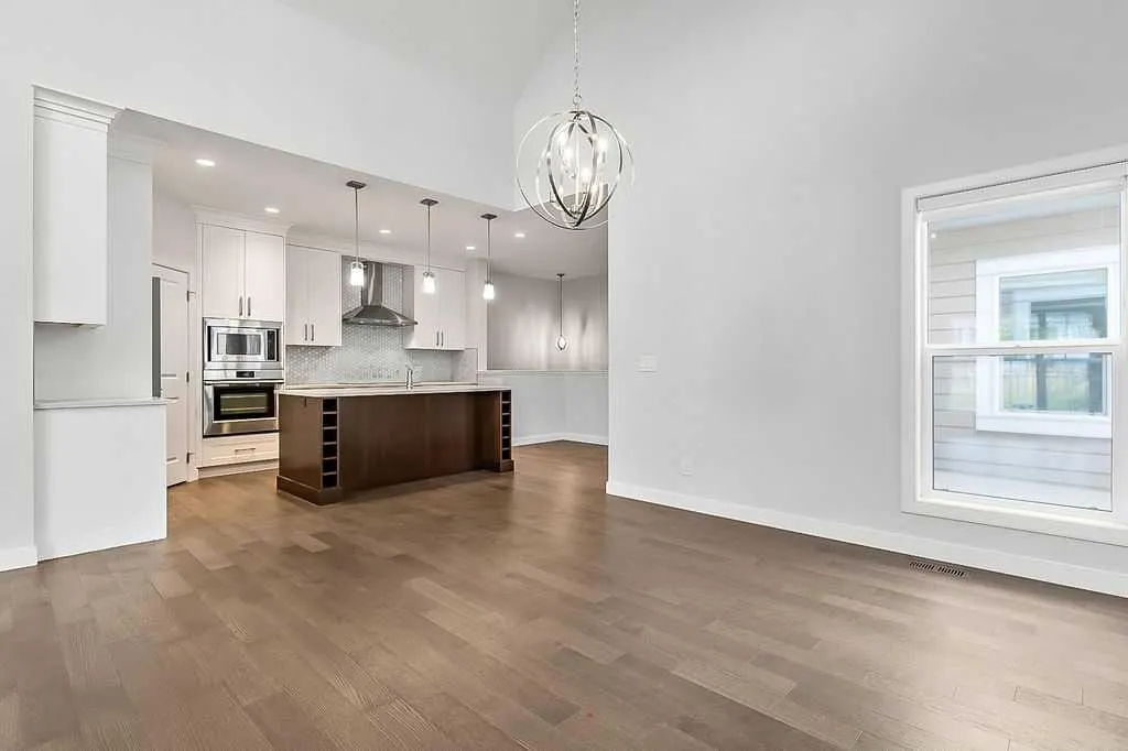 54 Drake Landing Square